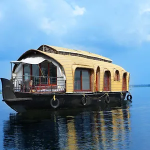 Botel Aqua Castle Houseboat - By Aqua Jumbo Houseboats