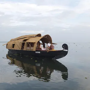 Botel Soma House Boat